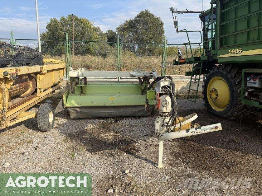 CLAAS DISCO 3050 TRC Трактори