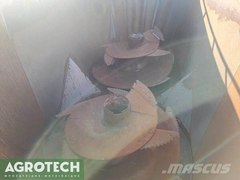  Dualvis 16 Трактори