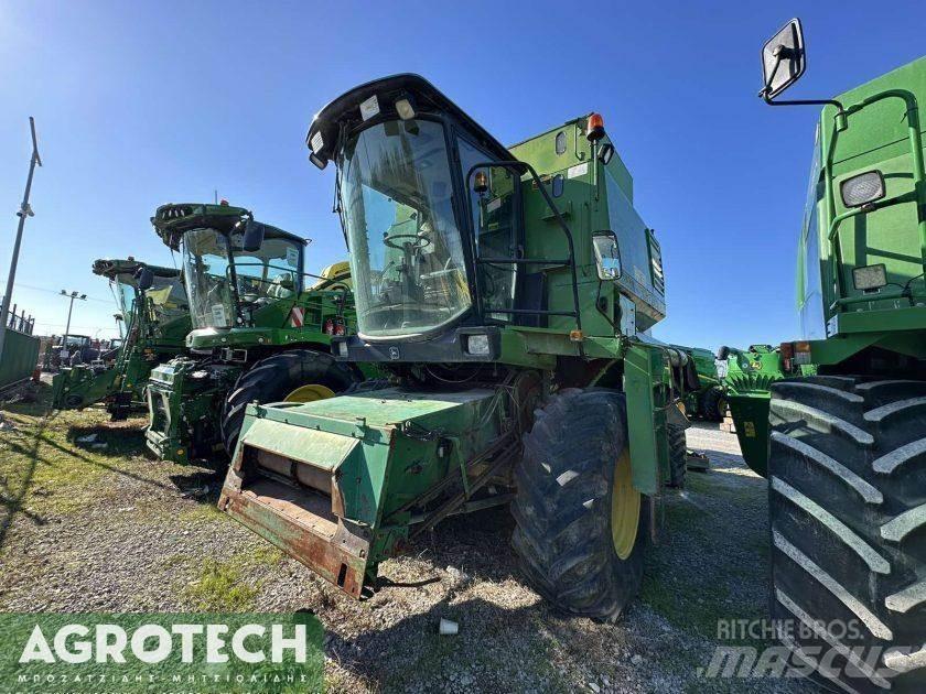 John Deere 1177 Трактори