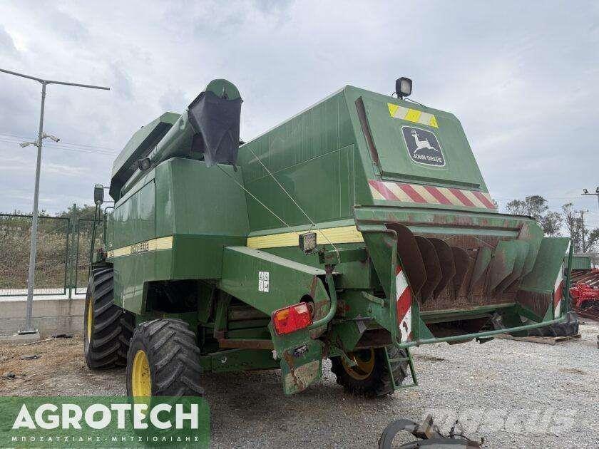 John Deere 2258 Трактори