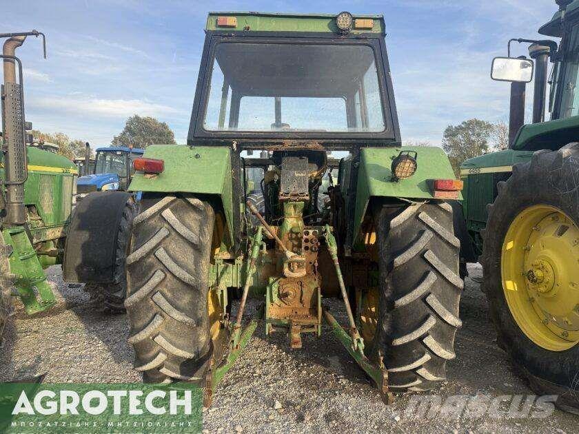 John Deere 3350 Трактори