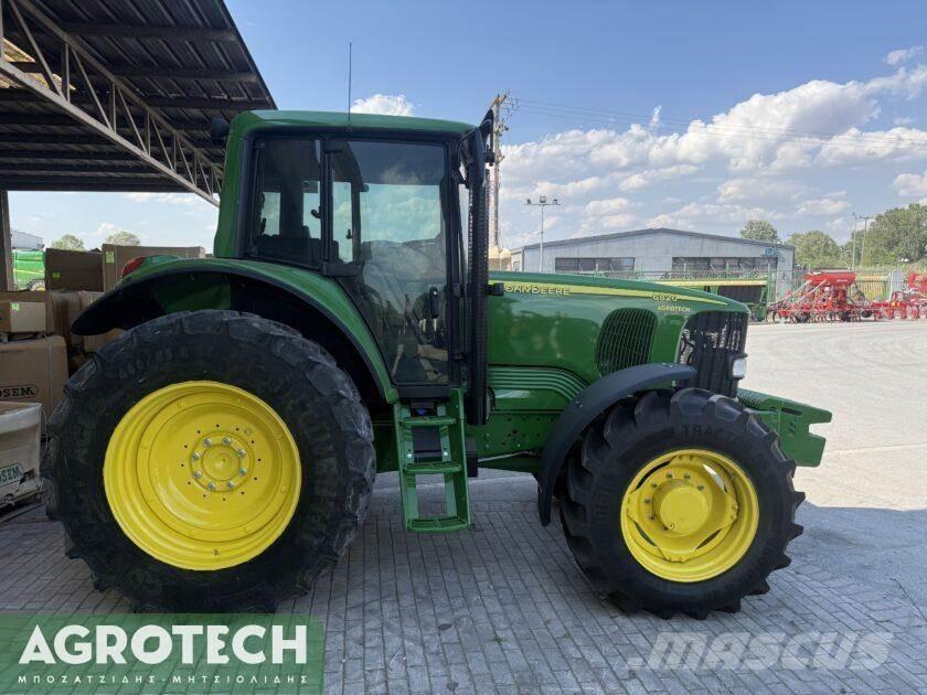 John Deere 6820 Трактори