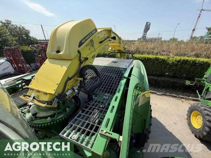 John Deere 8300 Трактори