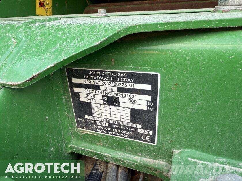 John Deere F441M Рулонні прес-підбирачі