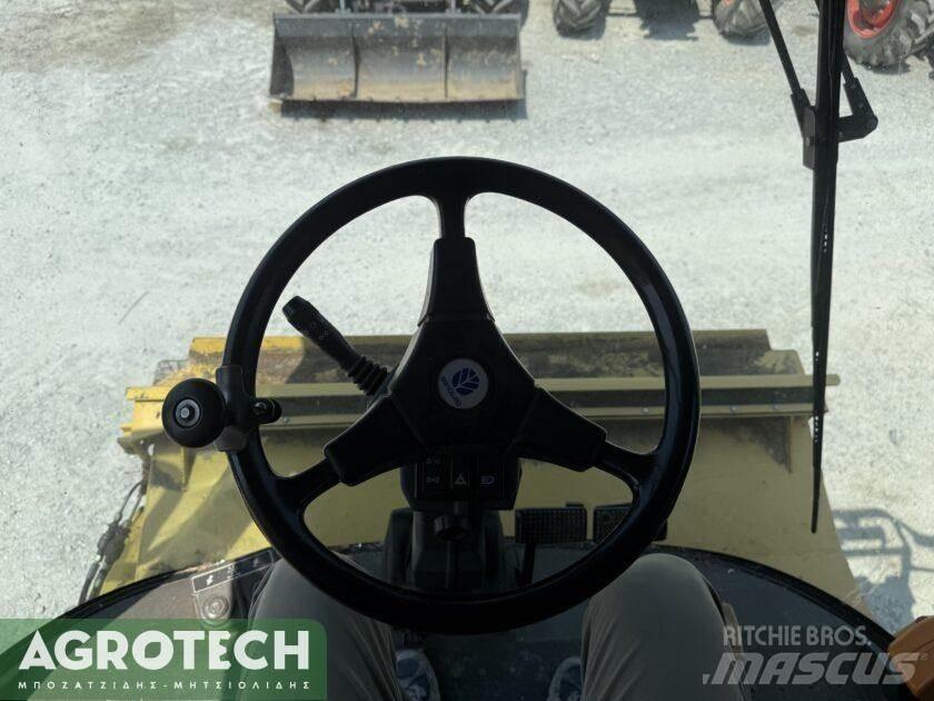 New Holland TX 68 Трактори