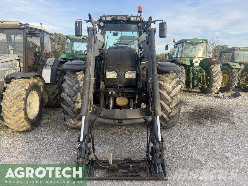 Valtra T 190 Трактори