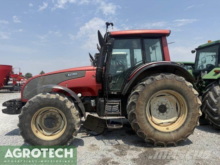 Valtra T151 Трактори