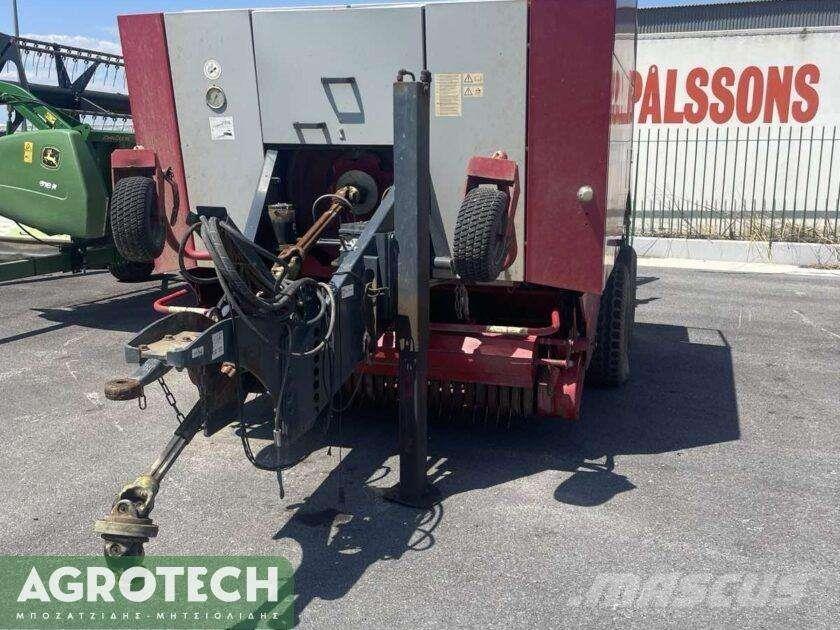 Welger D6060 Рулонні прес-підбирачі
