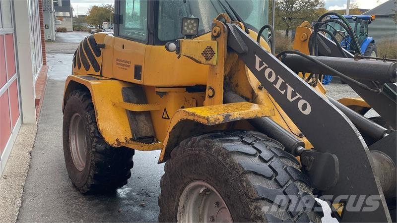 Volvo L35B Фронтальні навантажувачі
