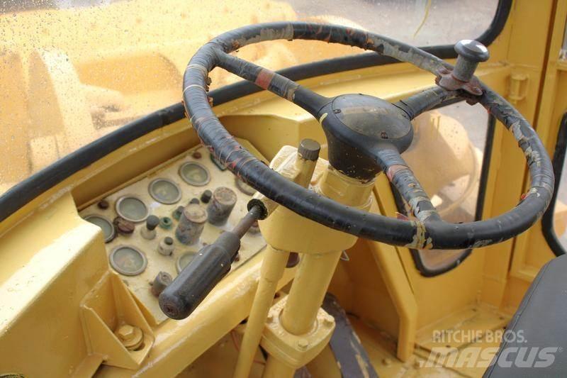CAT 966 C Фронтальні навантажувачі