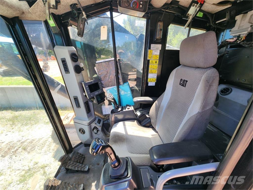 CAT 521B Лісозаготівельна техніка - Інші