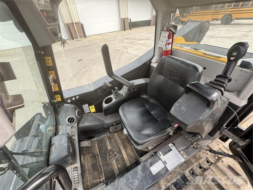 JCB 260T Міні-навантажувачі
