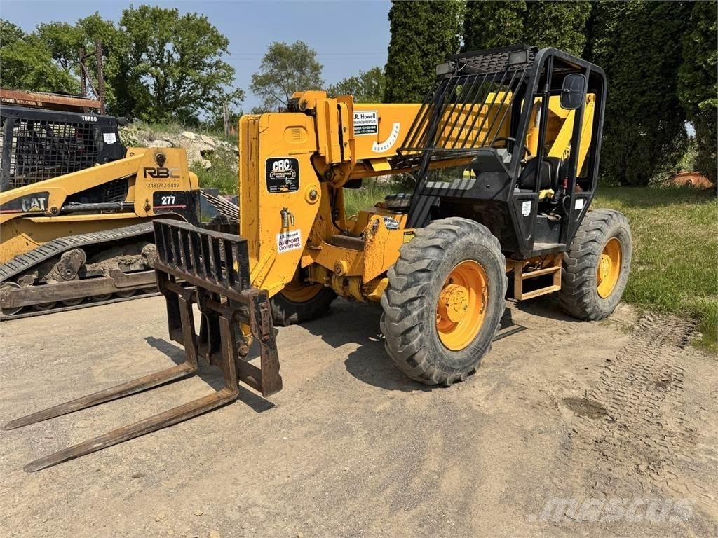 JCB 506C Телескопічні навантажувачі