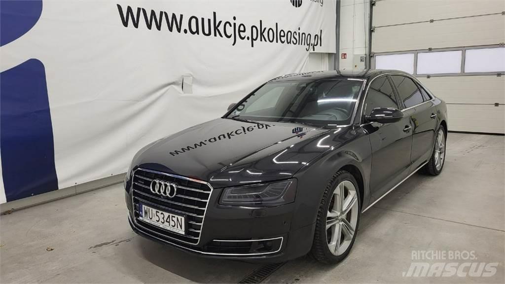 Audi A8 Автомобілі