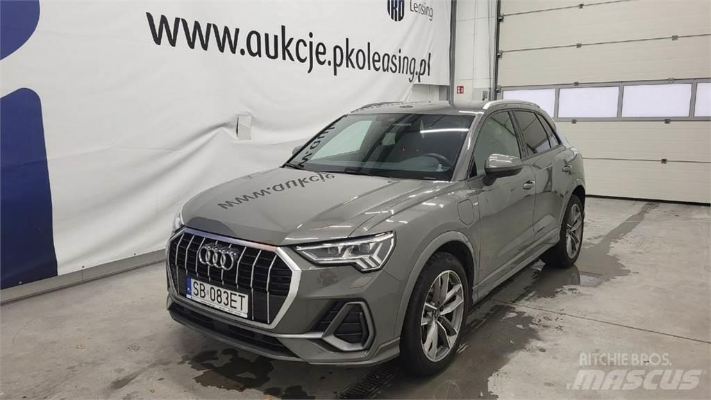 Audi Q3 Автомобілі