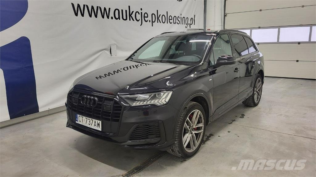 Audi Q7 Автомобілі