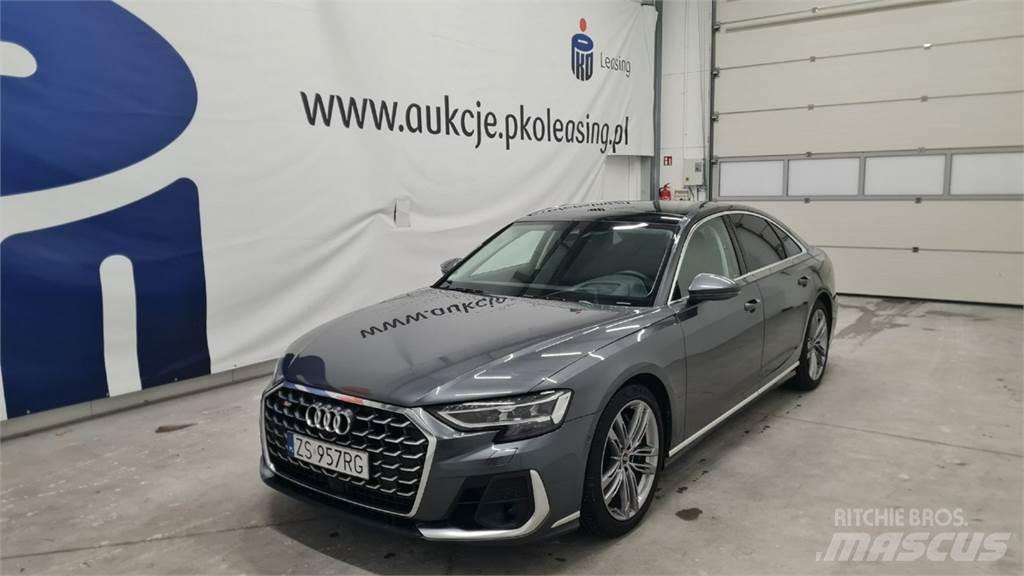 Audi S8 Автомобілі