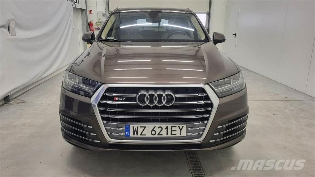 Audi SQ7 Автомобілі