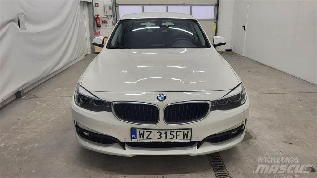 BMW 320 Автомобілі