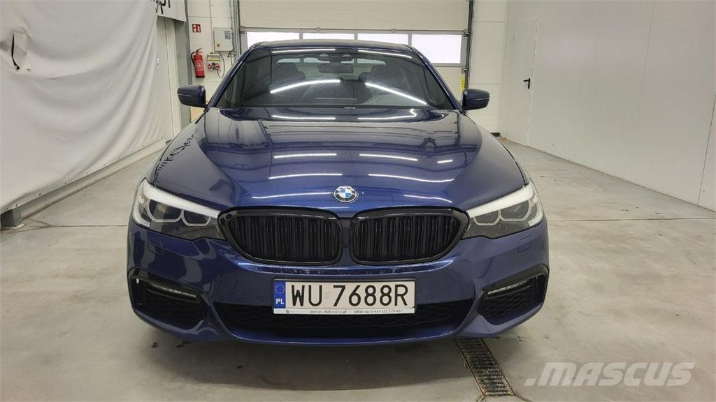BMW 530 Автомобілі