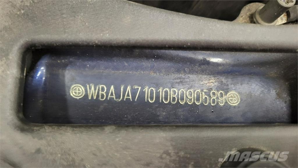 BMW 530 Автомобілі