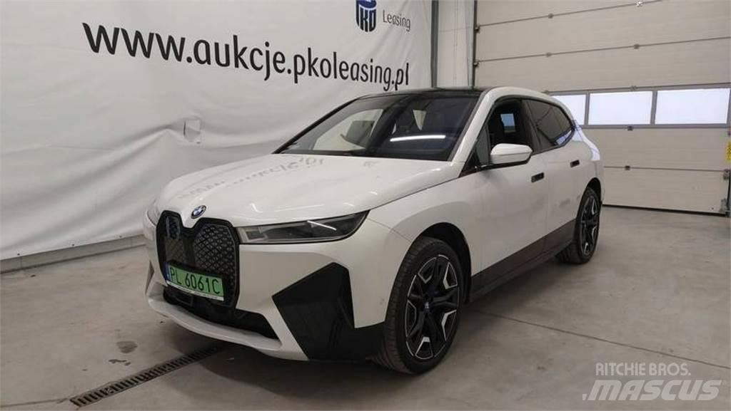 BMW iX Автомобілі