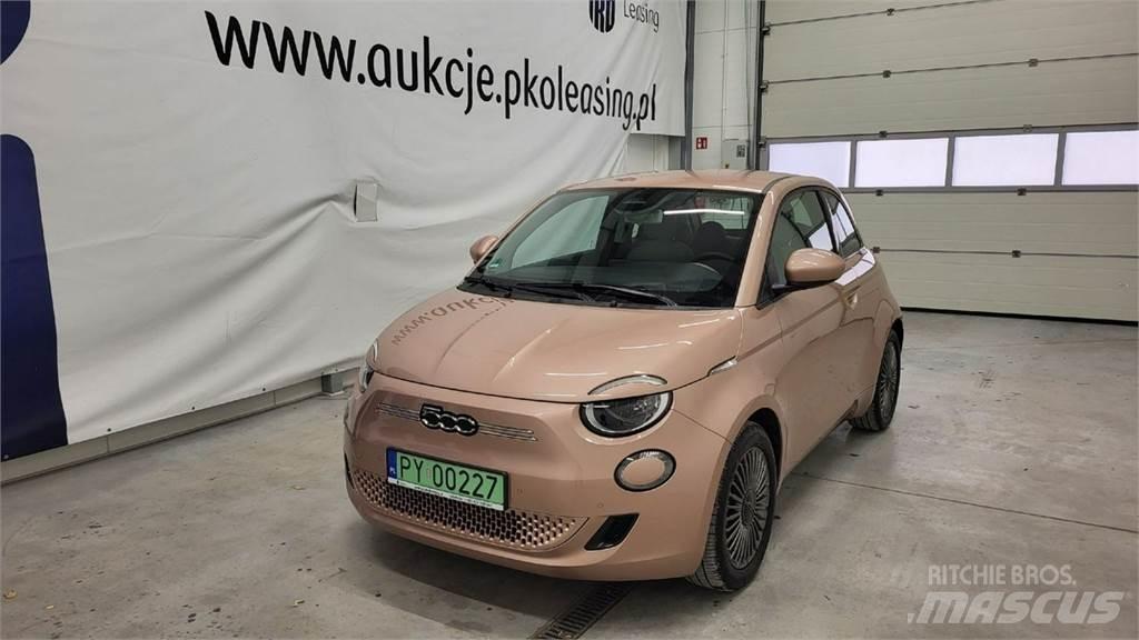 Fiat 500 Автомобілі