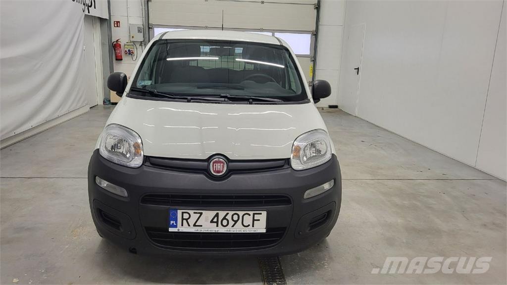 Fiat Panda Автомобілі