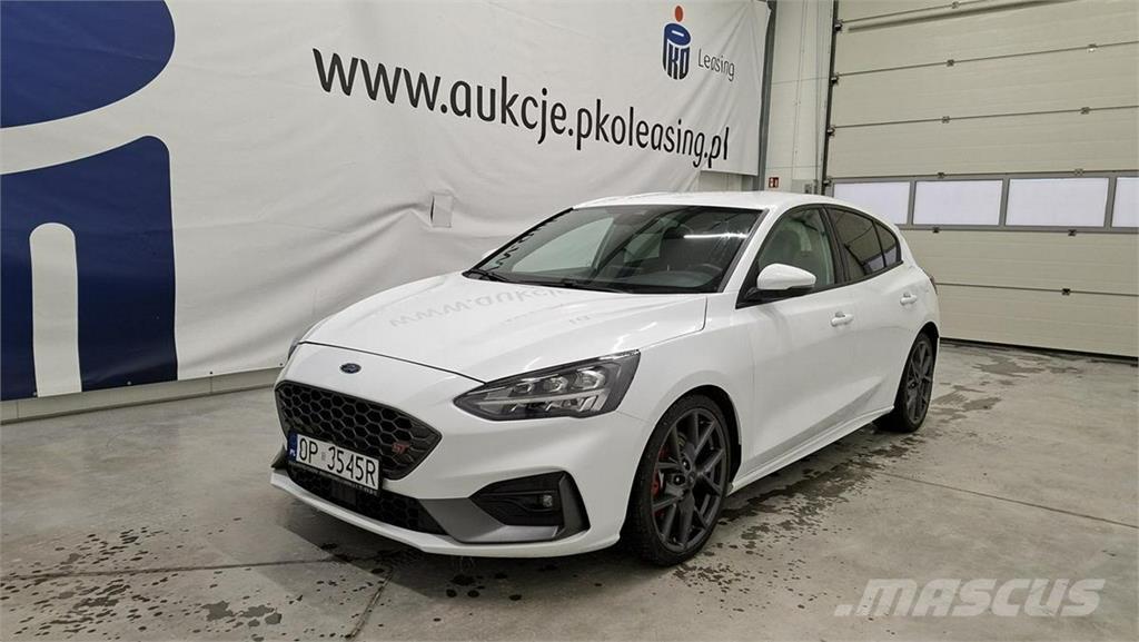 Ford Focus Автомобілі