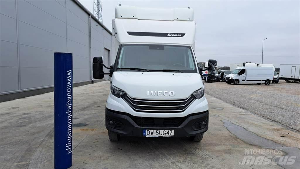 Iveco Daily Панельні фургони