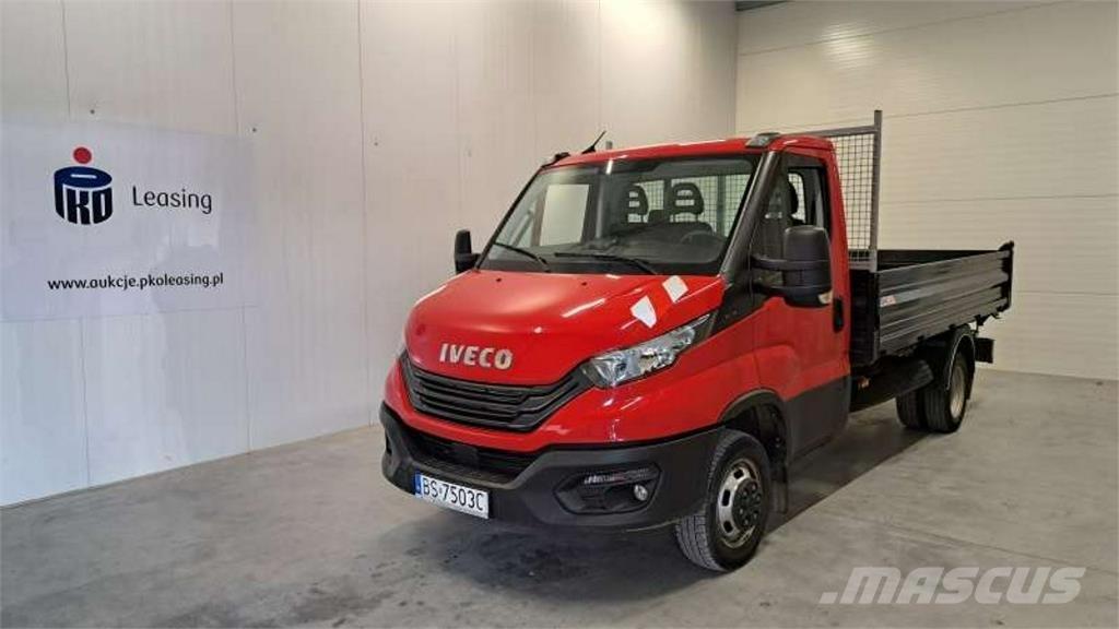 Iveco Daily Панельні фургони