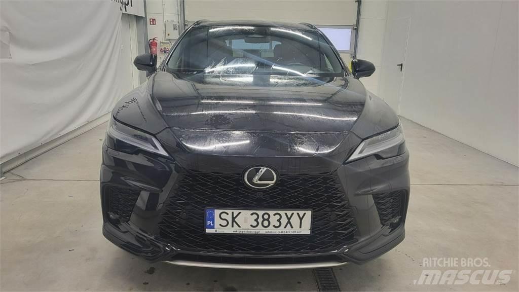 Lexus RX Автомобілі