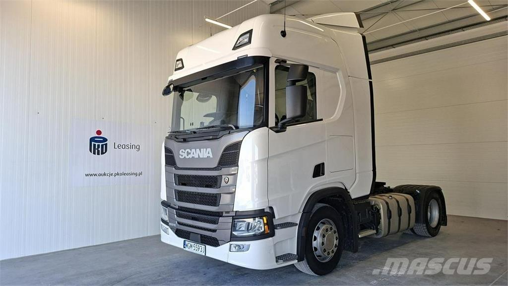 Scania R460 Тягачі