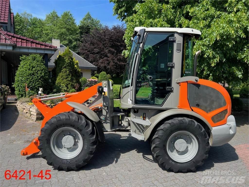 Atlas AR 65 e Фронтальні навантажувачі