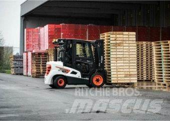 Bobcat D 30 S 9 Дизельні навантажувачі