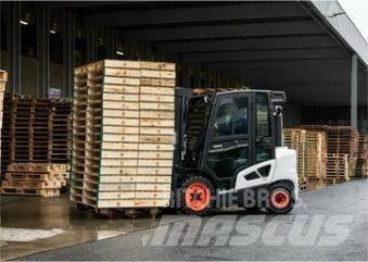Bobcat D 30 S 9 Дизельні навантажувачі