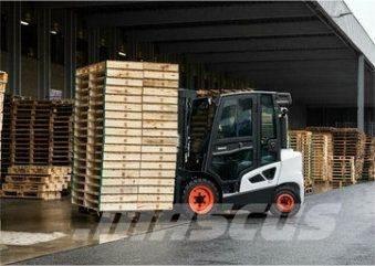 Bobcat D 30 S 9 Дизельні навантажувачі