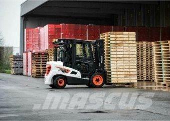 Bobcat D 30 S 9 Дизельні навантажувачі