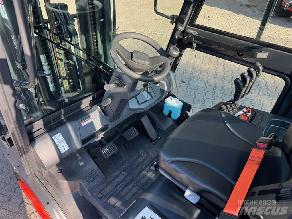 Bobcat D 35 NXS Дизельні навантажувачі