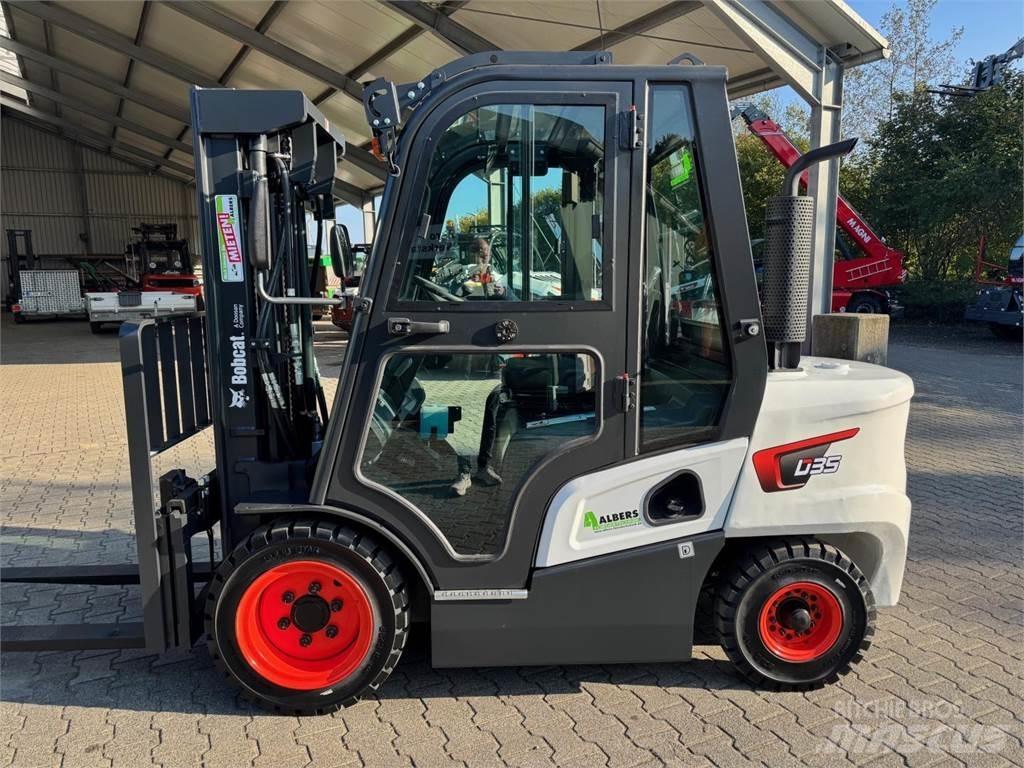 Bobcat D 35 NXS Дизельні навантажувачі