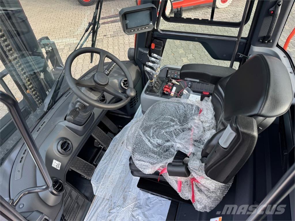 Bobcat D 90 S-9 Дизельні навантажувачі