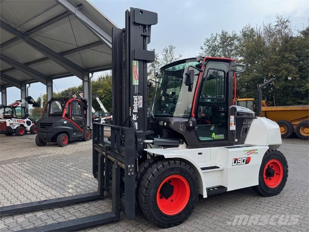 Bobcat D 90 S 9 Дизельні навантажувачі
