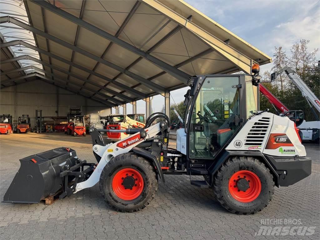 Bobcat L 95 E V Фронтальні навантажувачі