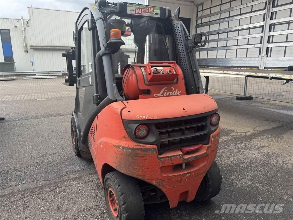 Linde H 30 T Газові навантажувачі