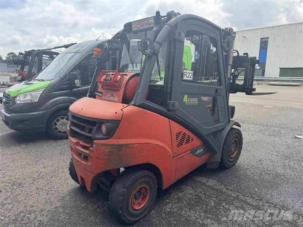 Linde H 30 T Газові навантажувачі