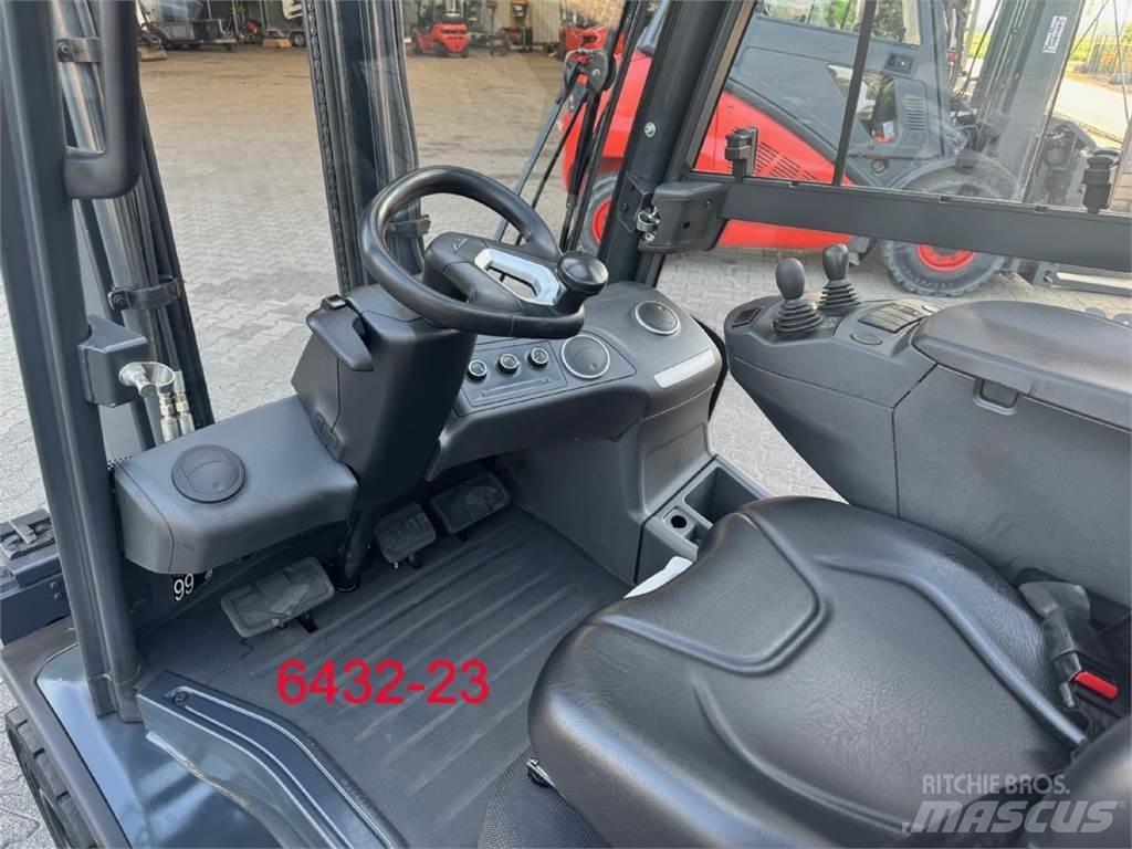 Linde H 30 T 01 Газові навантажувачі