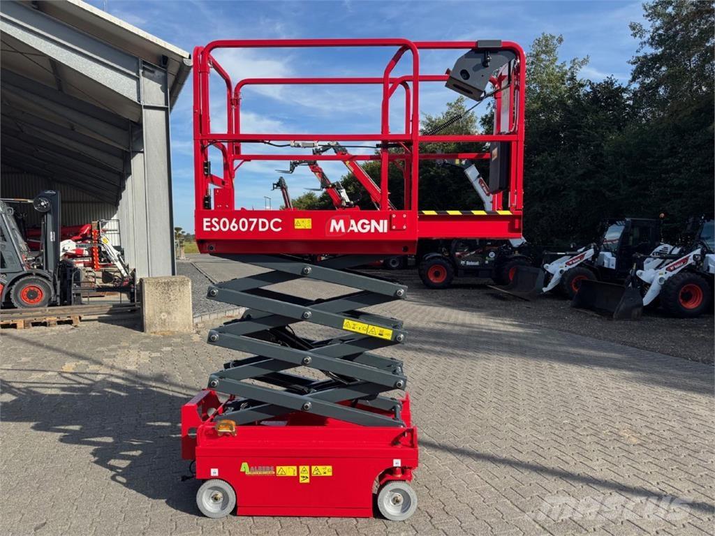 Magni ES 0607 DC Підйомники-ножиці