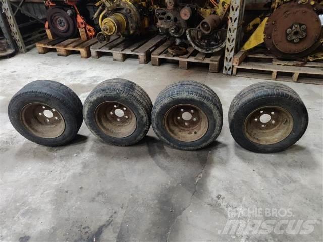  10 195/55R10 Трейлери колесного транспортного засобу
