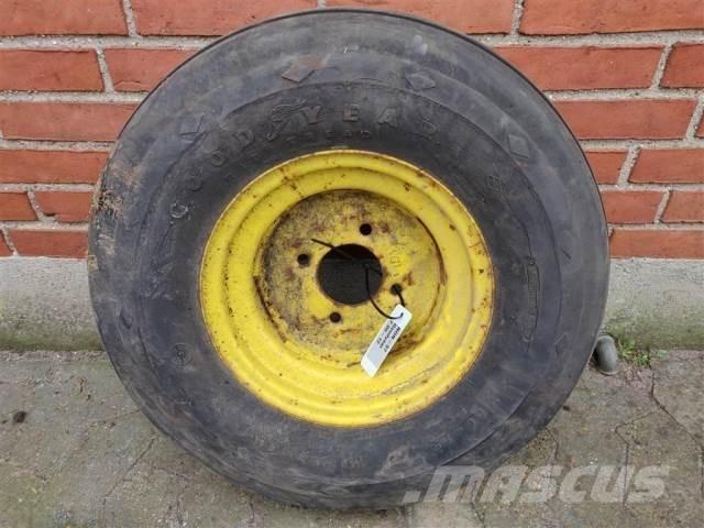  12 7.00-12 Колеса