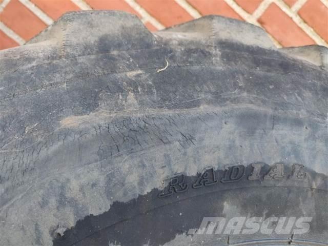  18 365/70R18 Колеса